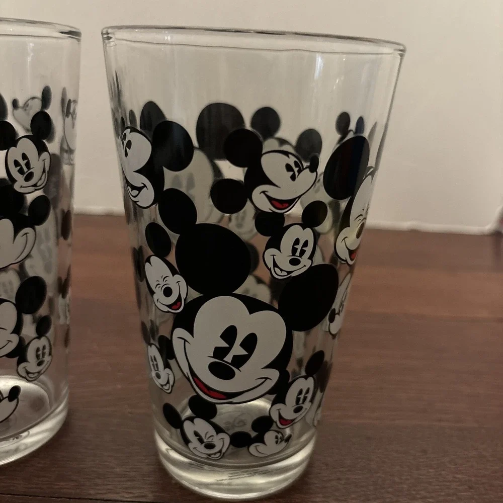 Set Of 2 Disney Mickey Mouse All Over Glass 16 oz Fun Faces Glassware‎